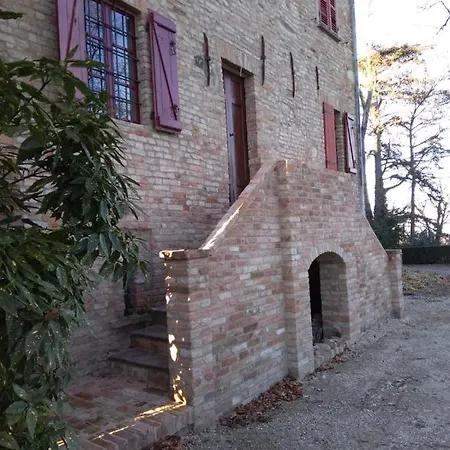 Castello Di * Robella
